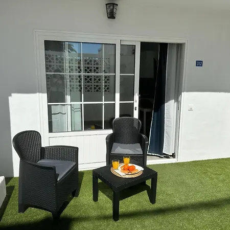 Luxury Salitre Puerto Carmen アパート Los Pocillos